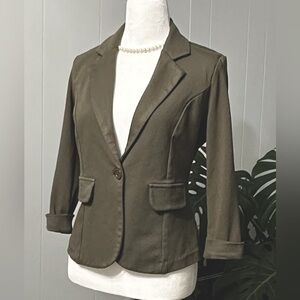🛍️ Wearever  Green 1 Button stretch jacket great condition.